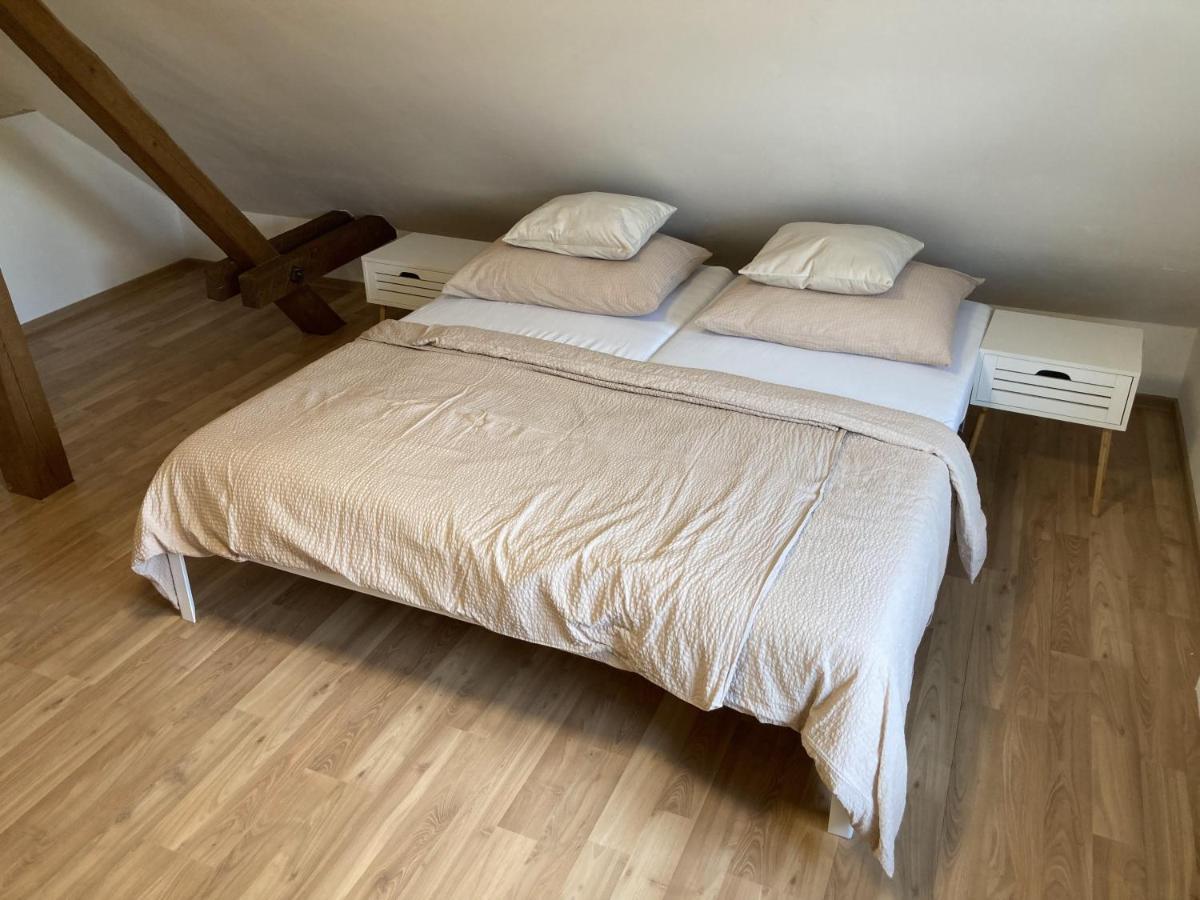 Apartmány u řeky Nežárky Lásenice Esterno foto